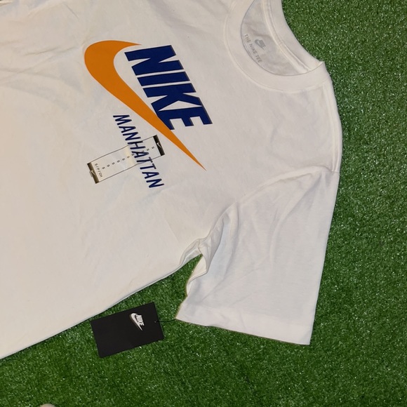 Nike Men’s Tee🆕 - Picture 2 of 10